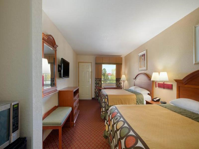 Hotel Super 8 By Wyndham Pratt Exterior foto